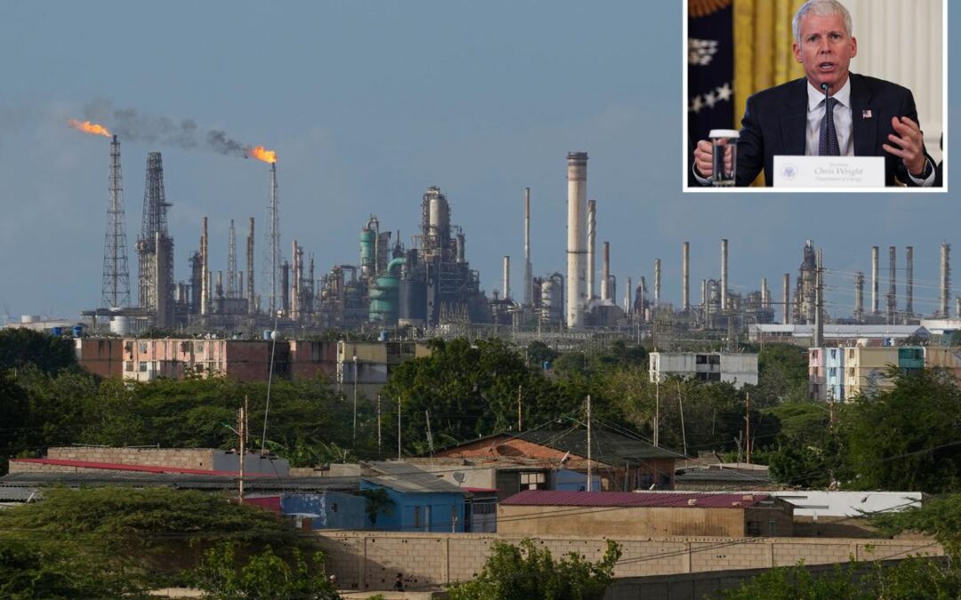 US sells Venezuelan oil at 30% higher prices, completes $500M deal, energy secretary says