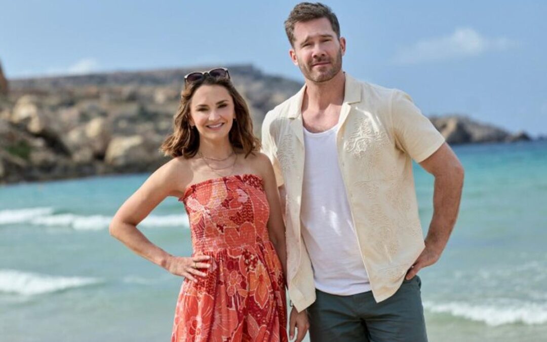 Stream It Or Skip It: ‘Caught by Love’ on Hallmark Channel, Where A Resort Guest Gets Pulled Into A Criminal Investigation And Falls Hard For The Undercover Detective Along The Way