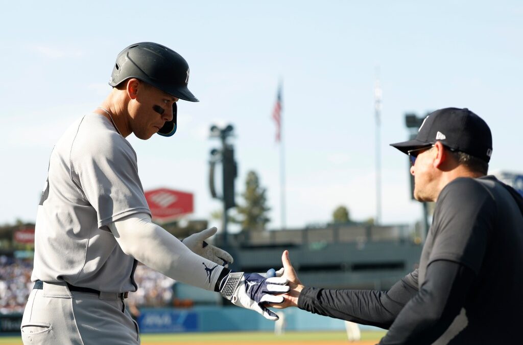 Yankees announce report dates for spring training