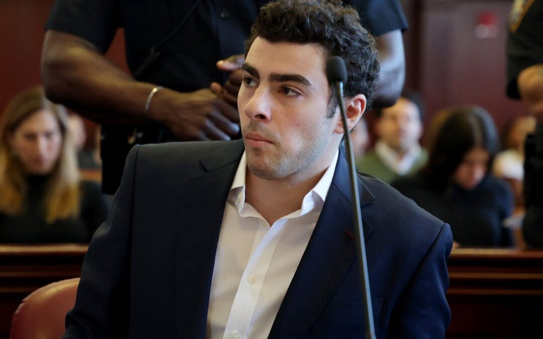 Man impersonating an FBI agent tried to free Luigi Mangione from jail, authorities say