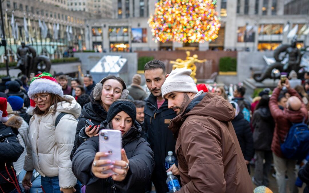 2025 Rockefeller Center Christmas tree is about to be sunset