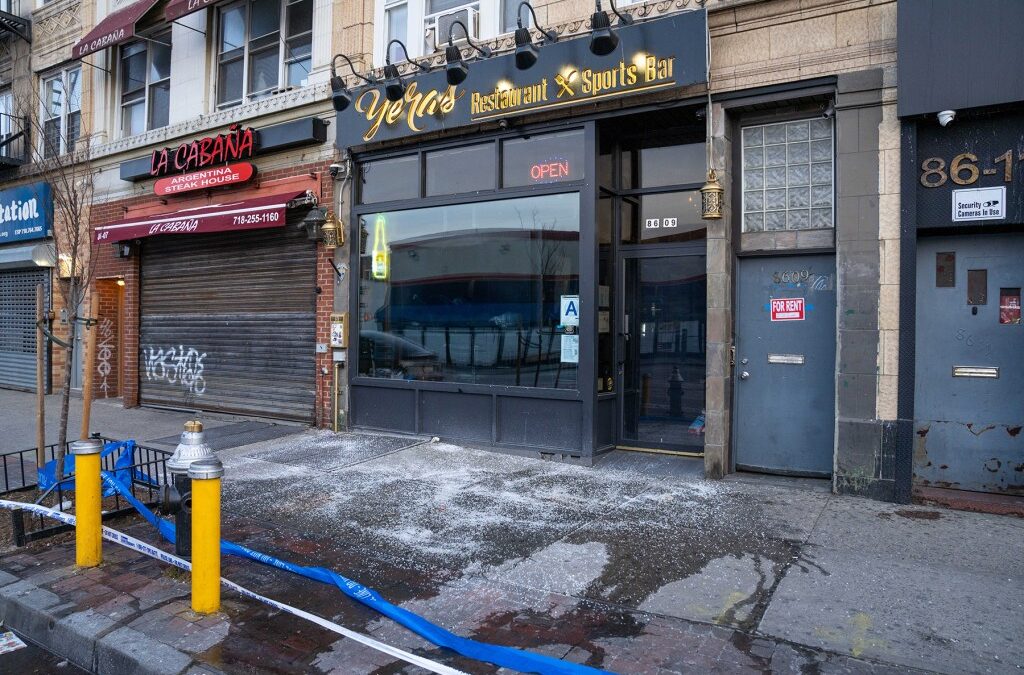 Man, 35, stabbed during argument outside Queens sports bar