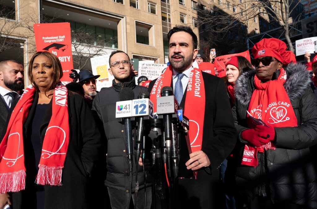 Mayors should end strikes, not join the picket