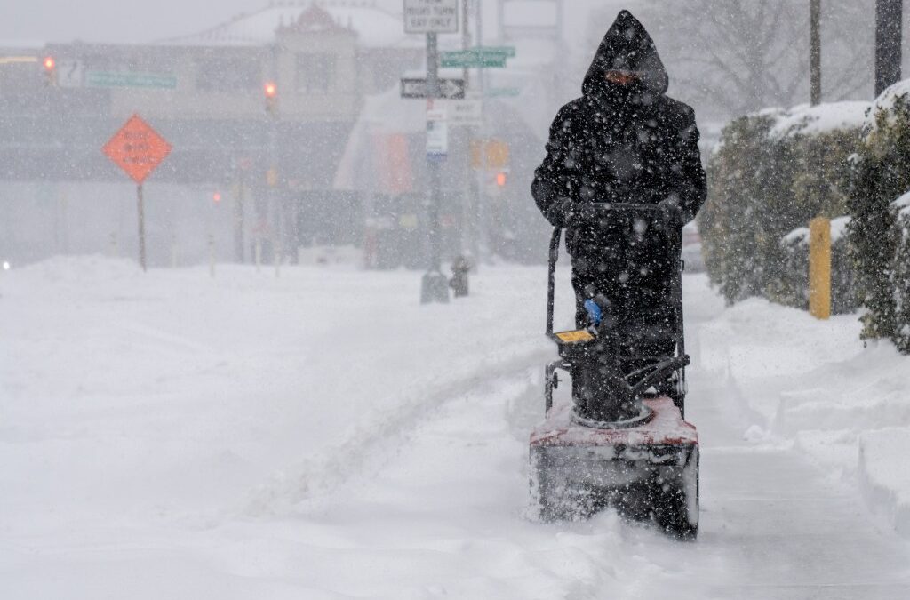 NYC gets 10 inches of snow, temps to remain low all week