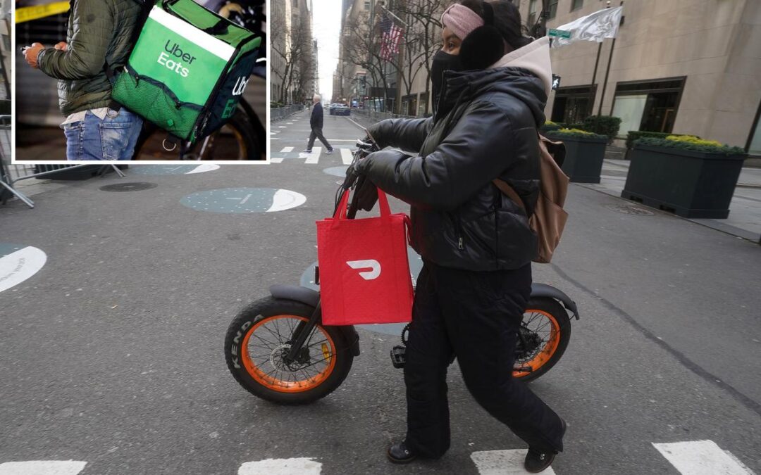 Judge declines to block NYC law requiring food delivery apps to give customers tipping option