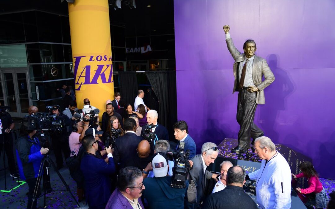 Pat Riley ‘grateful’ to be honored with Lakers statue 