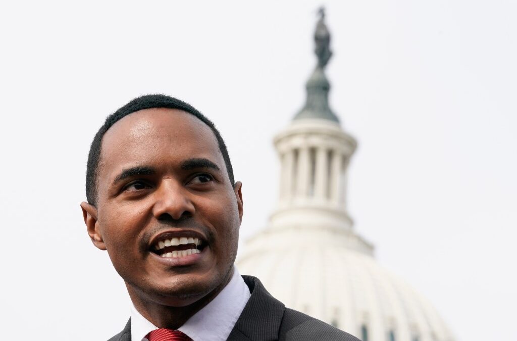 Rep. Ritchie Torres endorsed by over a dozen Bronx elected officials