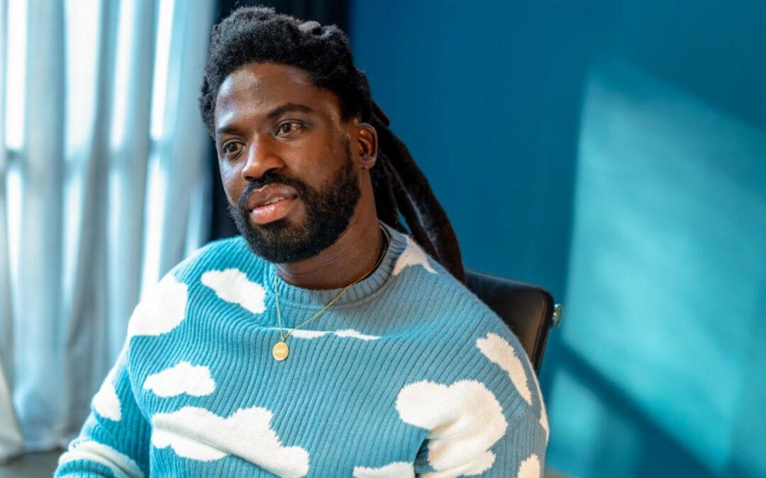 Stream It Or Skip It: ‘Dreaming Whilst Black’ Season 2 On Showtime, Where Kwabena Gets A Shot To Direct A Big-Deal Project