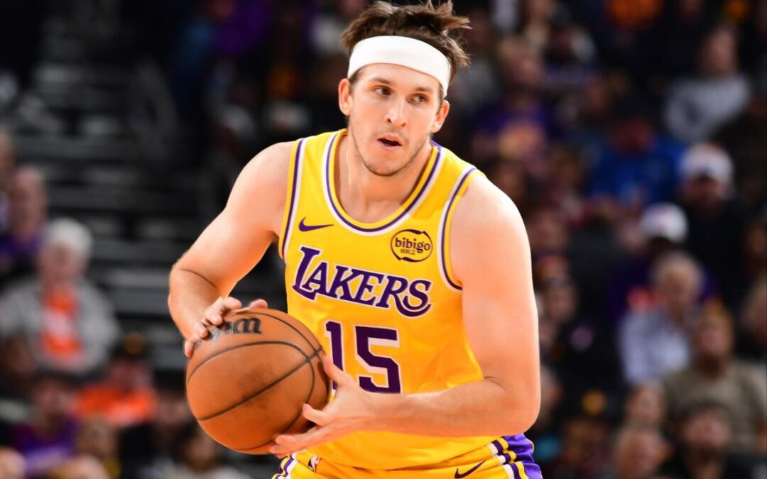 Out since Christmas, Austin Reaves returns to lineup in limited capactity