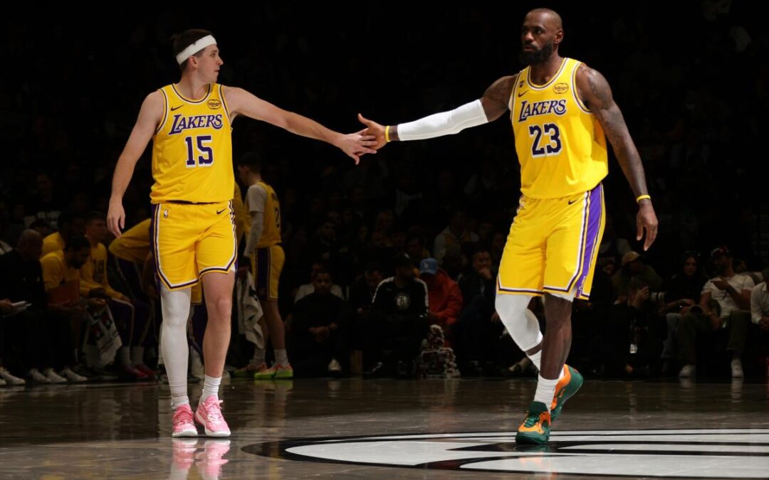 Reaves’ return sparks Lakers in dominating win over lowly Nets