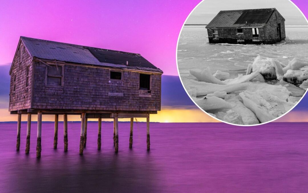Iconic Hamptons ‘stilt’ house collapses into bay after standing for more than 70 years due to cold temperatures
