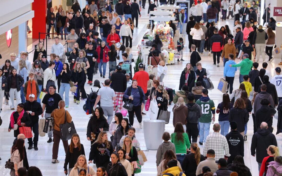 US households could save $900 this year thanks to tariff ruling, but ‘dividend checks’ dealt major blow