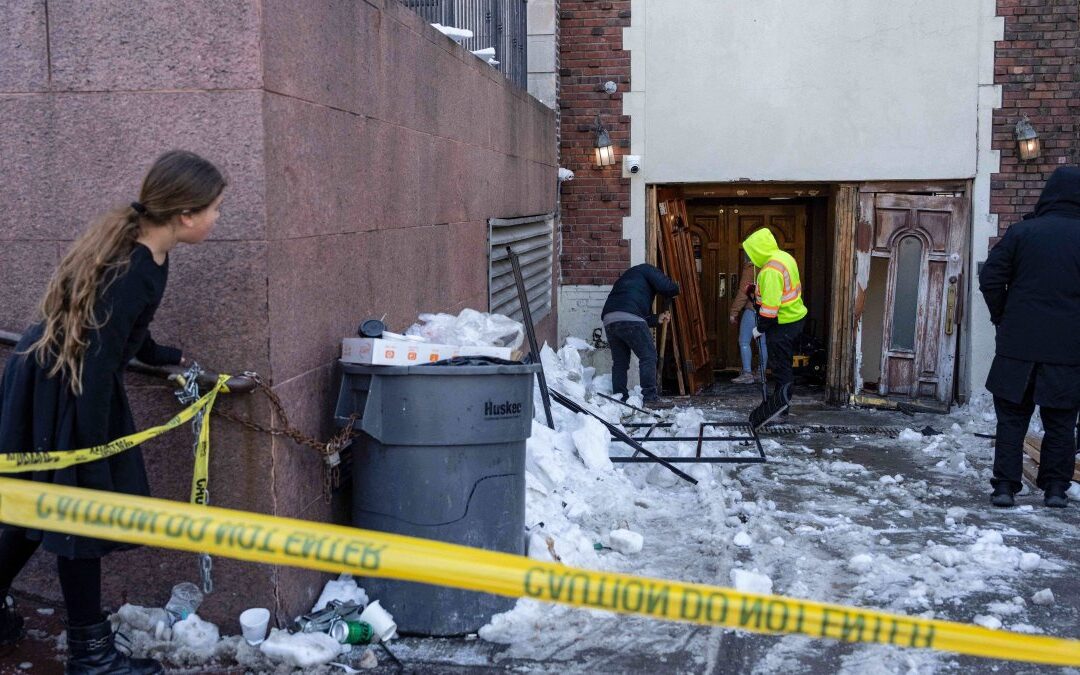 Man who rammed car into Chabad headquarters in NYC pleads not guilty to federal charge