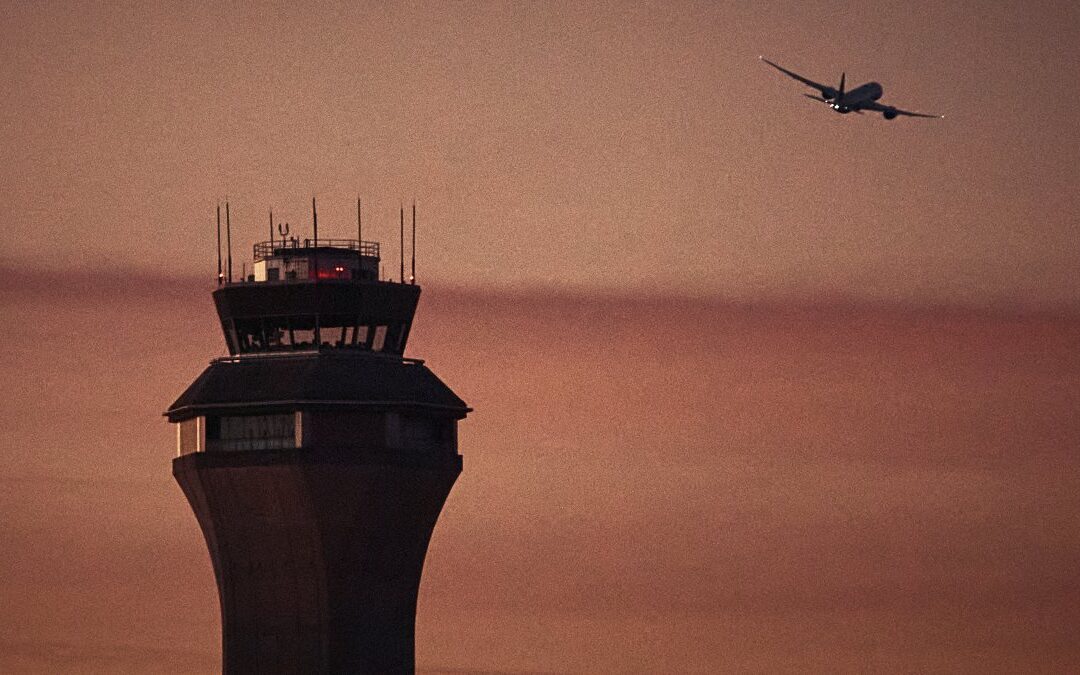 Authorities investigate close call between Alaska Airlines, FedEx planes at Newark