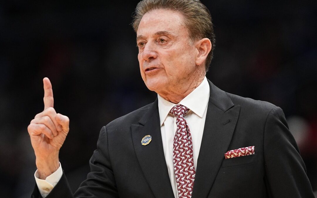 St. John's athletic director says coach Rick Pitino signed new deal with contract extension
