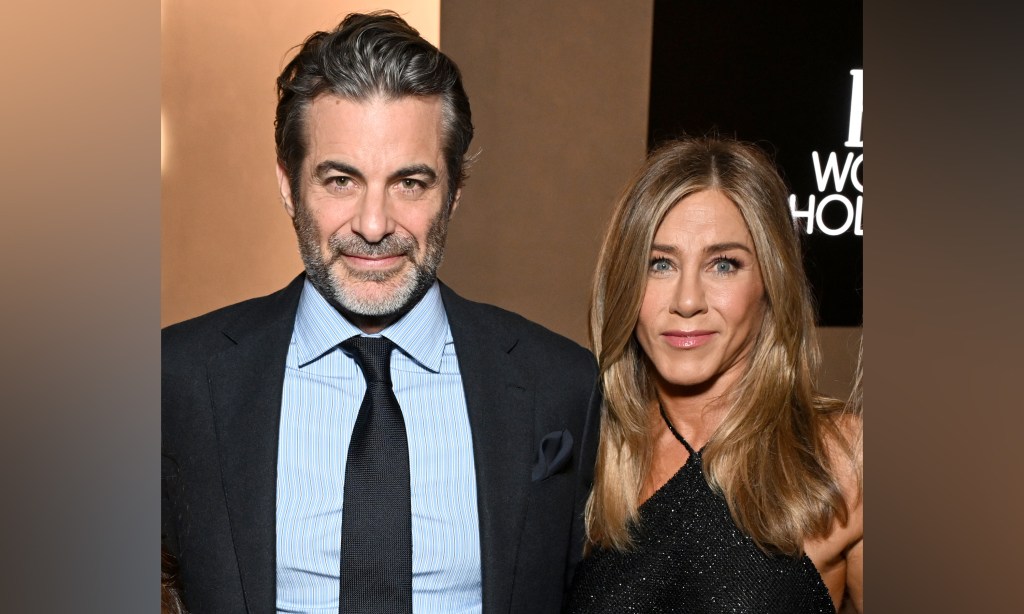 RICHARD JOHNSON: Jennifer Aniston, Jim Curtis eyeing Park Ave love nest