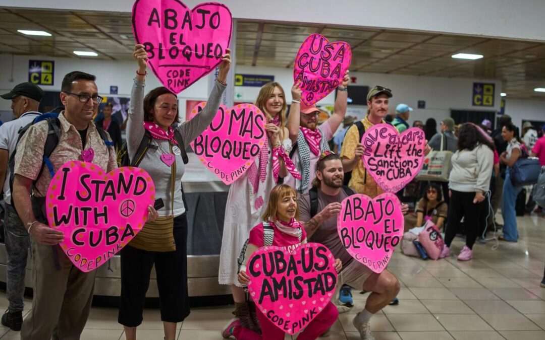 Lefty hypocrites’ revolting Cuba vacation is par for the communist course