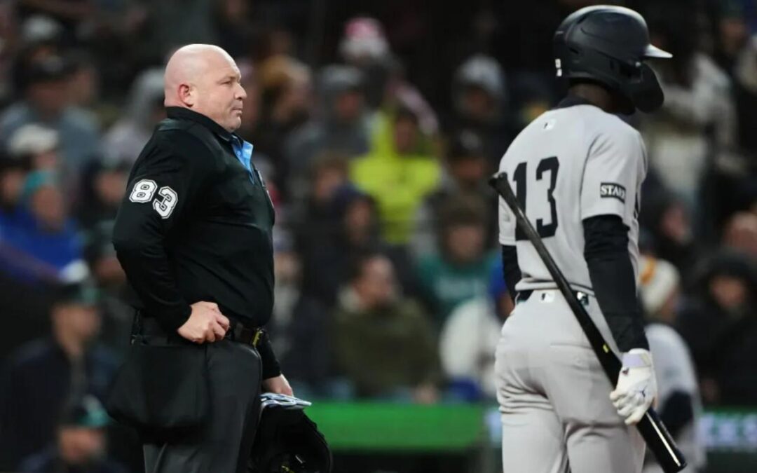 Yankees execute perfect and aggressive ABS challenge night —and let the ump hear about it