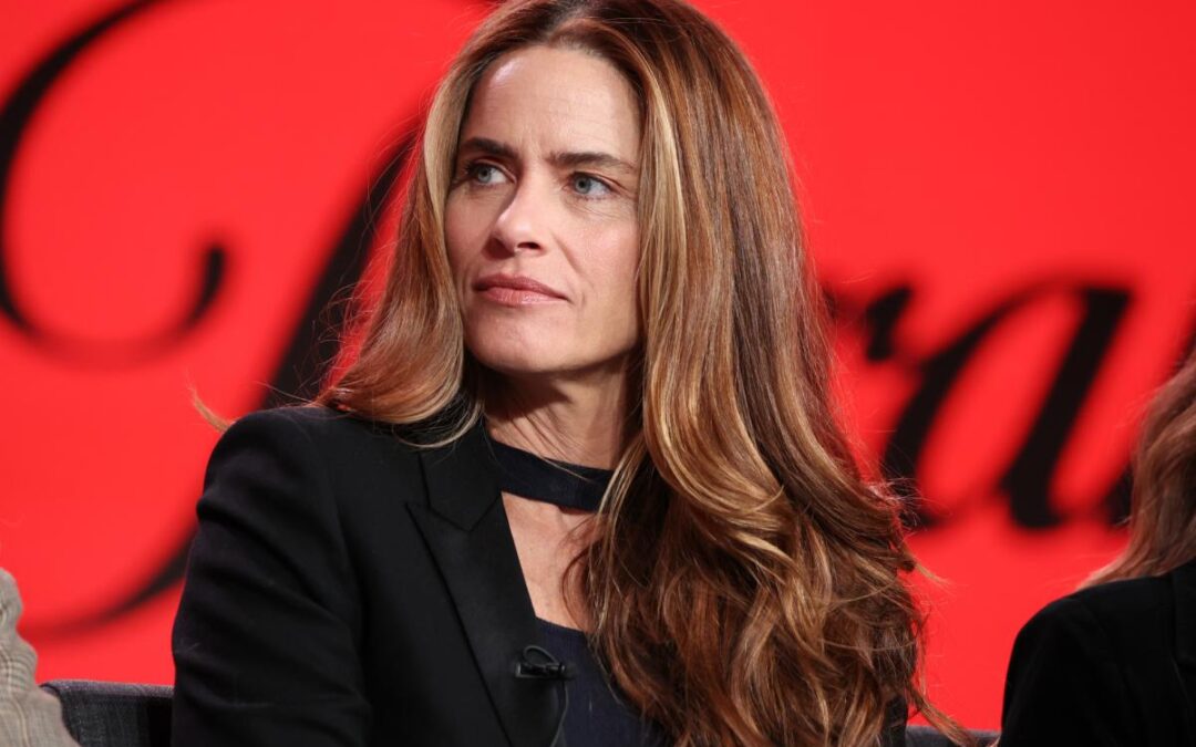 Amanda Peet reveals breast cancer diagnosis