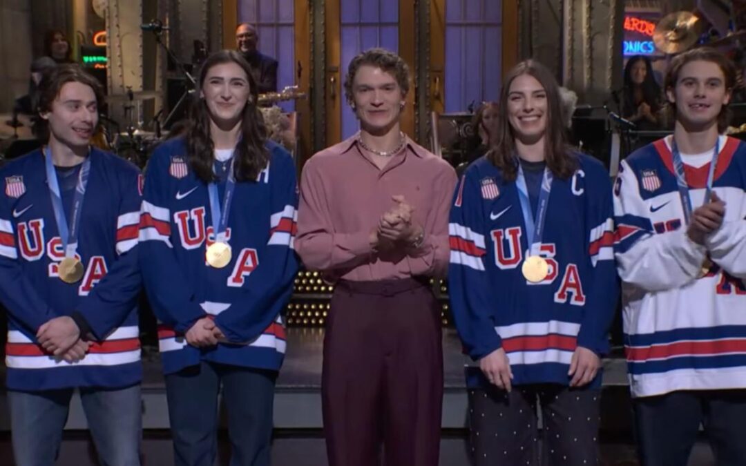 US women’s hockey star Hilary Knight delivers joke on ‘SNL’ over Trump’s White House visit quip