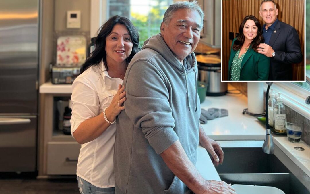 Labor Dept. watchdog probing inappropriate texts Lori Chavez-DeRemer’s husband and father sent staffers