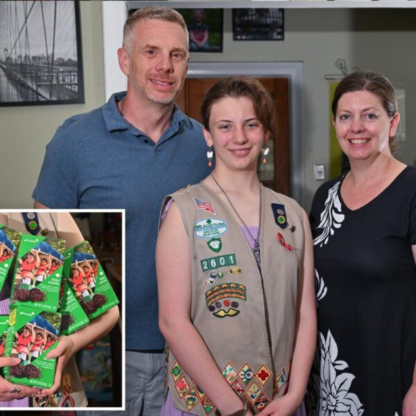 Cookie-slinging NYC Girl Scout bakes competition for second straight year — thanks to crafty tactical changes