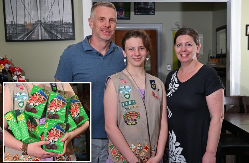 Cookie-slinging NYC Girl Scout bakes competition for second straight year — thanks to crafty tactical changes