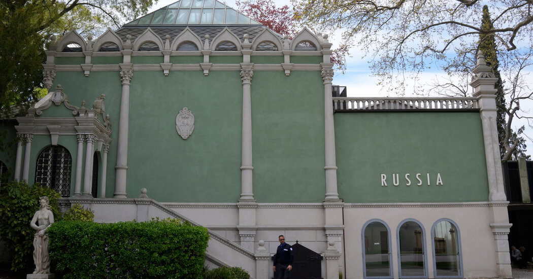 Venice Biennale Bars Awards for Countries Facing Crimes Against Humanity Charges