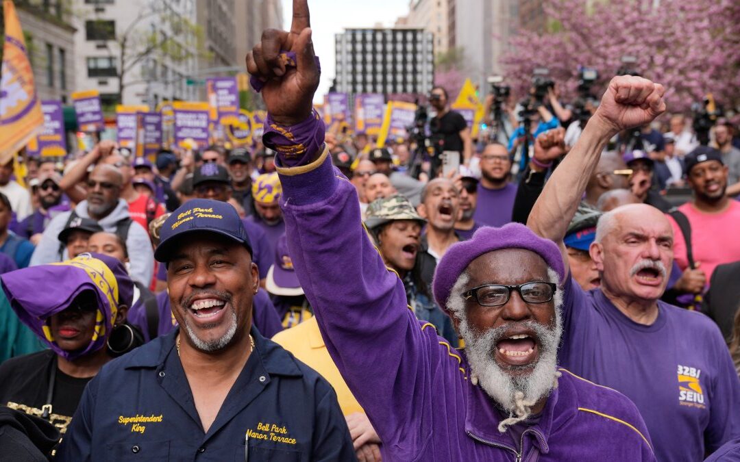 Tentative contract deal holds off strike by New York City apartment building workers