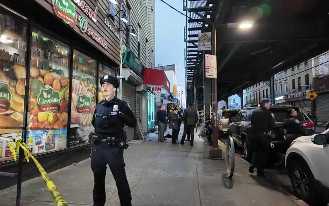 Double shooting leaves one dead, one critically hurt