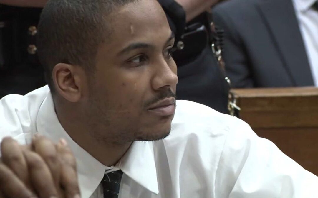 Man convicted of manslaughter in NYPD officer's shooting death, but acquitted of murder