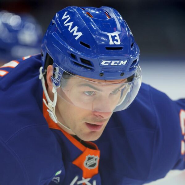 theScore Bet bonus code NPNEWS: Get a bet reset up to $1,000 for Saturday’s NHL slate