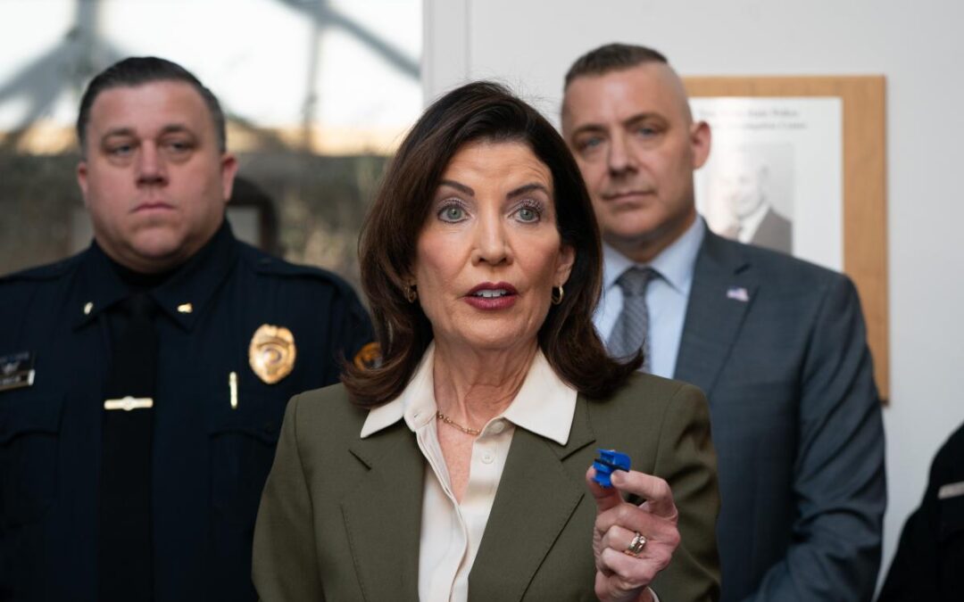 Hochul in talks to make fat pork union deal that could lower retirement age for teachers to 55 — at staggering cost to taxpayers