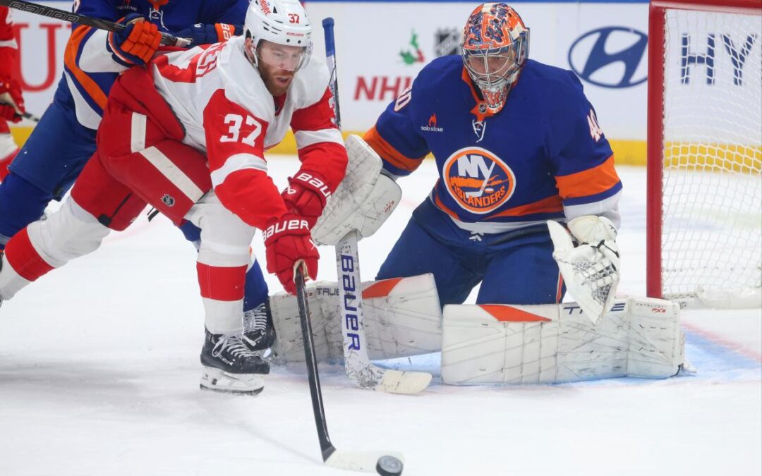 Semyon Varlamov returns to competitive hockey again as questions about his future loom