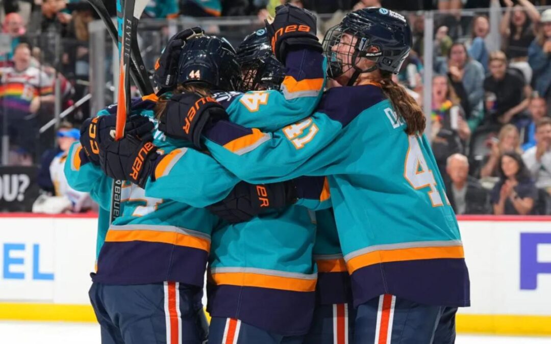 Sirens use late rally to topple Sceptres, boost playoff hopes