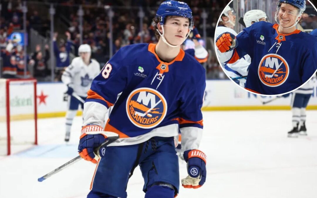 Islanders snag big win over Maple Leafs to boost playoff hopes in Pete DeBoer’s debut