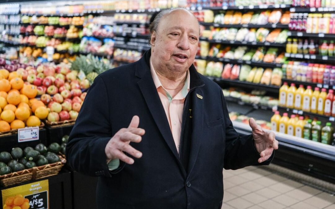Dining and dashing about with Gristedes and WABC Radio owner John Catsimatidis
