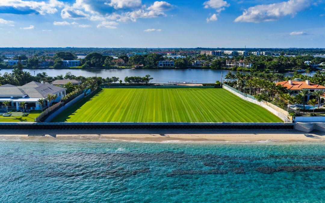 Rare vacant lot sells for $105M in a Florida enclave home to billionaires