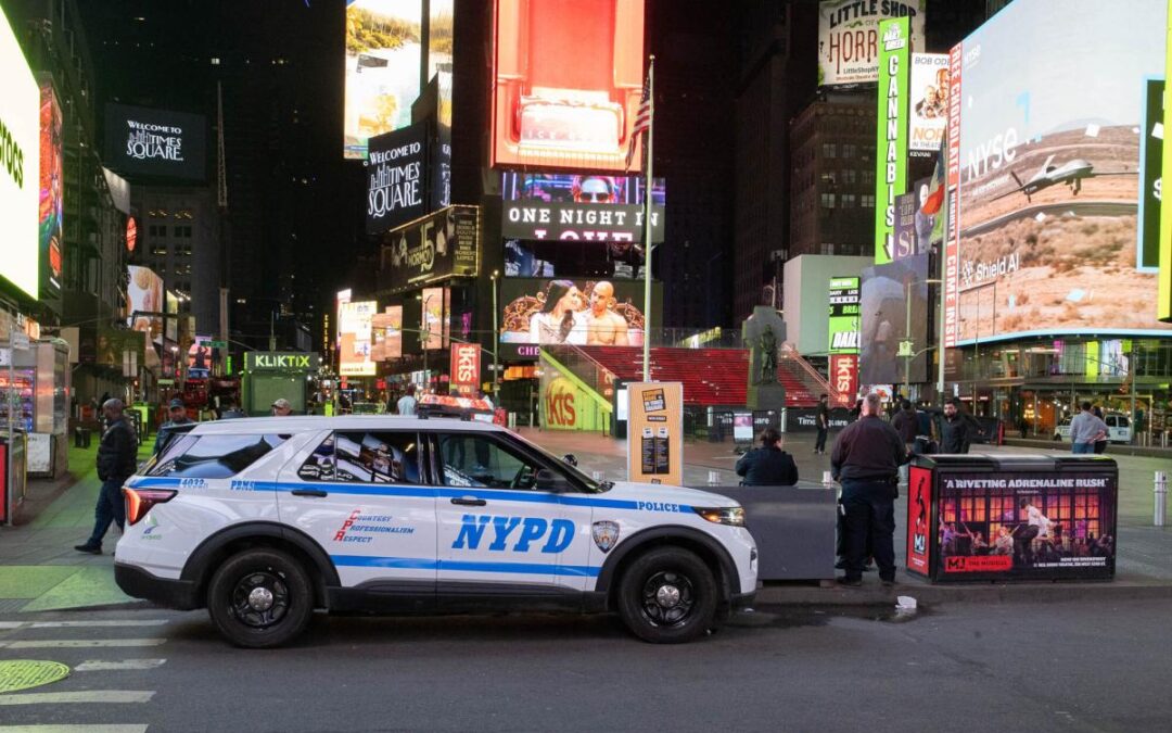 6-month-old baby girl found abandoned in Times Square: NYPD