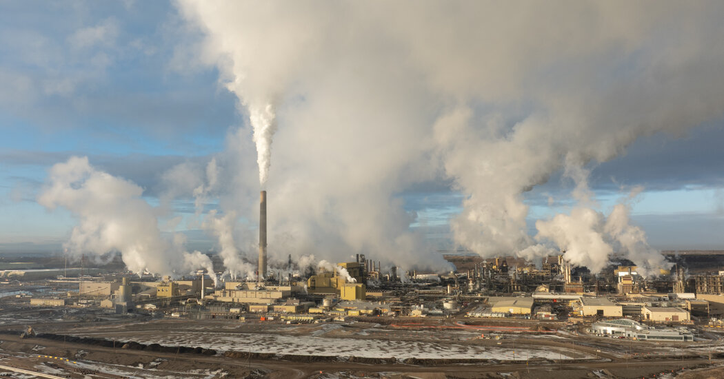Canada and Alberta Reach Agreement to Raise Carbon Prices as Pipeline Tradeoff