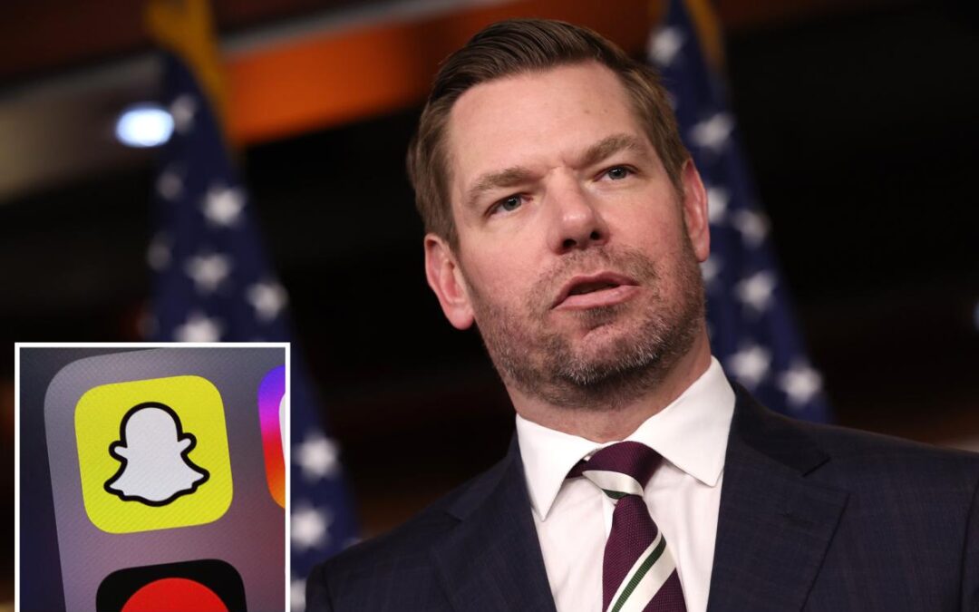 Disgraced Eric Swalwell still messaging former staffers on Snapchat despite political fallout