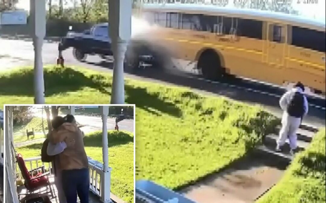 Distracted driver slams into school bus in upstate NY, injuring kids