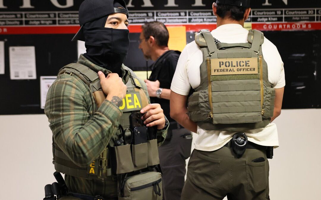 Judge bans most arrests by federal agents in immigration courts in New York