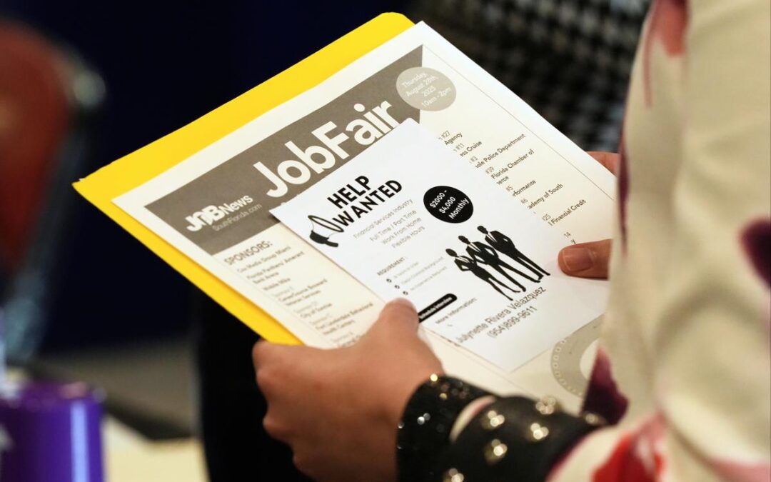 US employers add 115K jobs in April — another surprisingly strong report despite Iran war