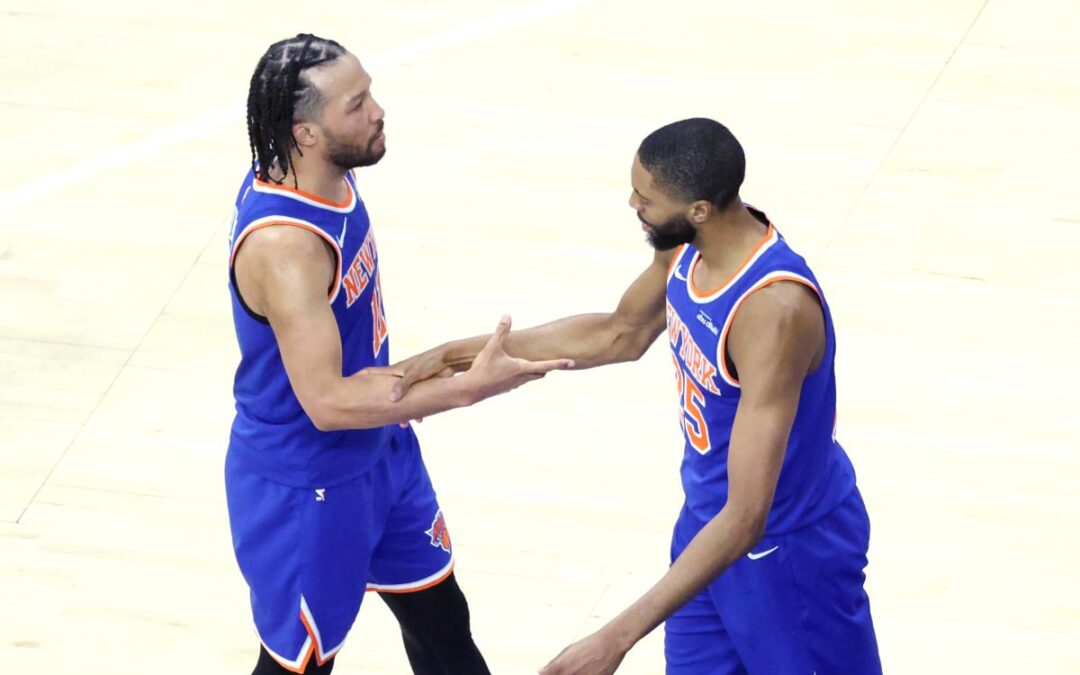 Knicks pull away with dominant second half to take commanding 3-0 series lead over 76ers