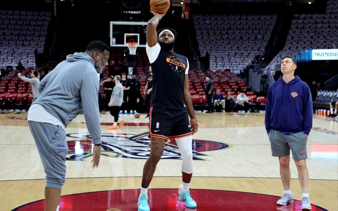 Mitchell Robinson takes part in Knicks’ practice as Game 1 status remains uncertain with broken pinky