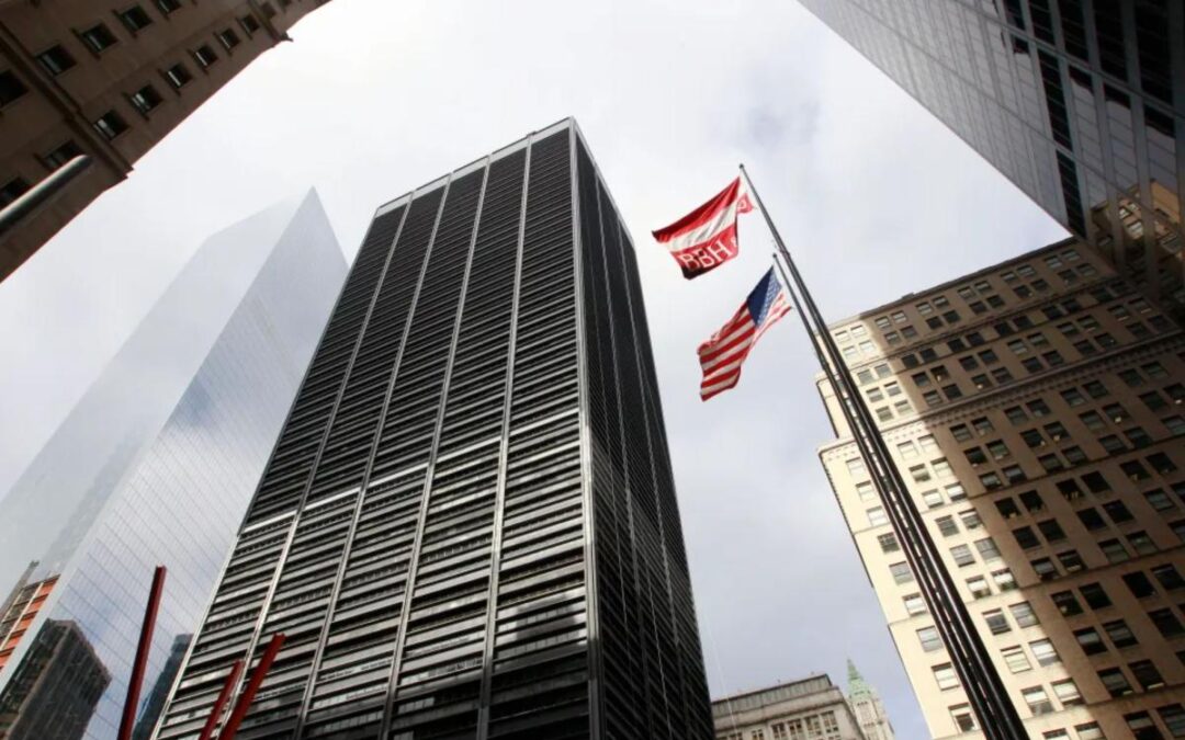 One Liberty tenant Cleary Gottlieb renews lease