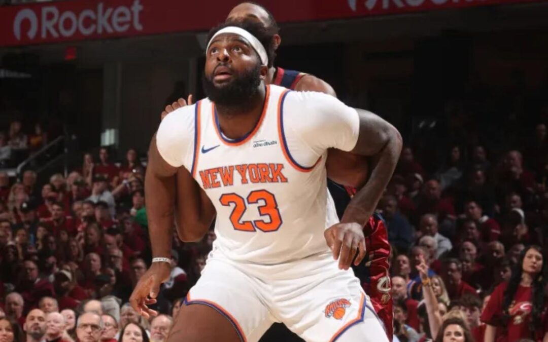 Mitchell Robinson plans to play in Game 1 of NBA Finals after undergoing surgery on broken pinky in Knicks boost