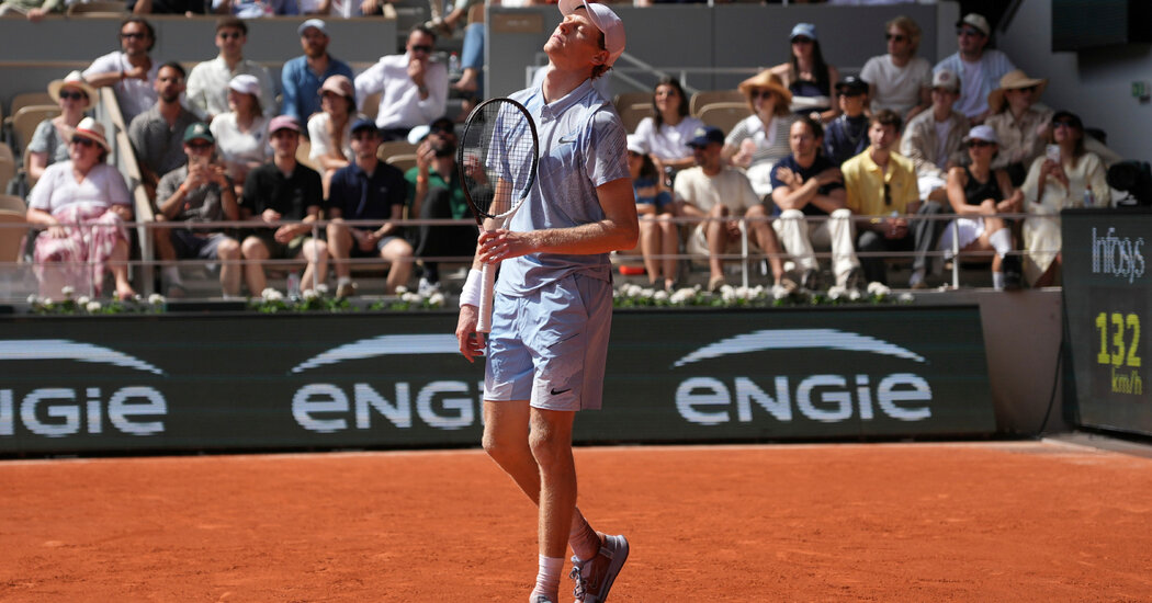 Tennis Giants Tumble