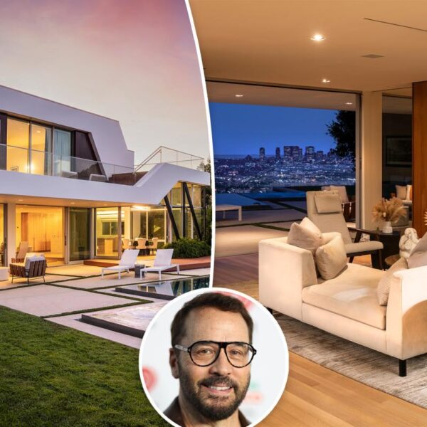 Jeremy Piven fetches $6.8M for his Los Angeles home — whose pool looks to wide city views